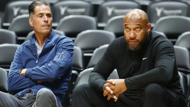 Laker Head Coach Darvin Ham Got Fired Few Hours Ago Due To…See more