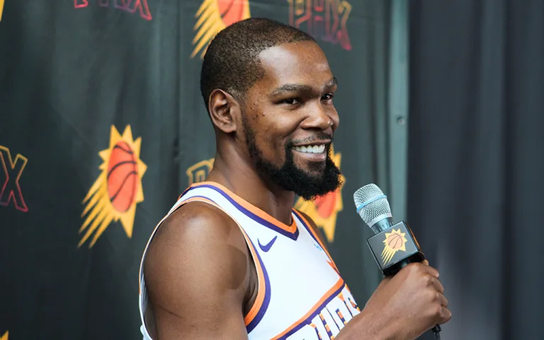 I’M LEAVING ” Kevin Durant accepted a $78.5million to Depart from Phoenix Suns