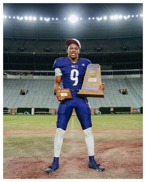 Jaylen mbakwe:says he is the best player of the year with the following point……