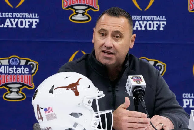 Texas Longhorns coach Steve Sarkisian announce a devastating news on quarterback…
