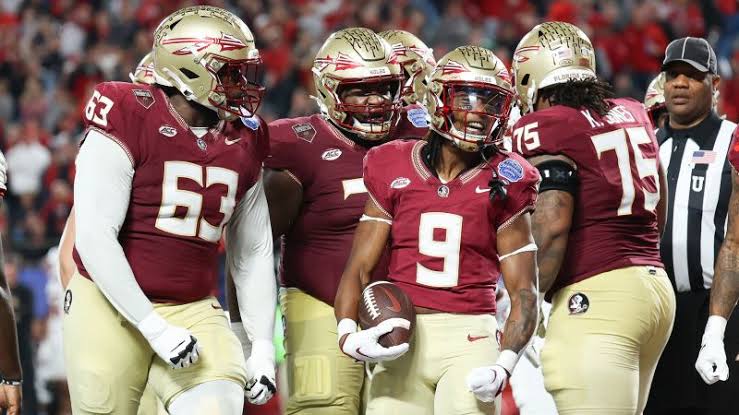 BREAKING: Promising FSU Football QB Enters NCAA Transfer Portal
