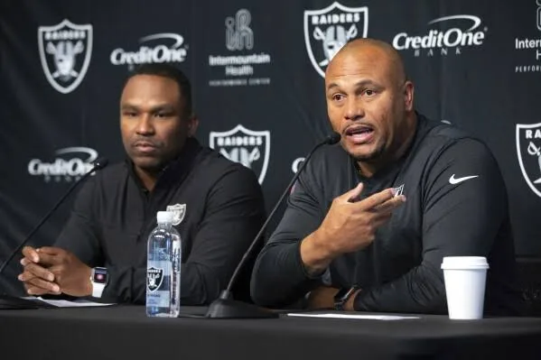 SAD NEWS: Antonio Pierce announce that he is leaving Raiders now another significant issue for the team….