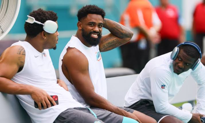 Miami Dolphins Fans Rally as Raheem Mostert Faces Hefty Fine for Hard-Hitting Running Style.
