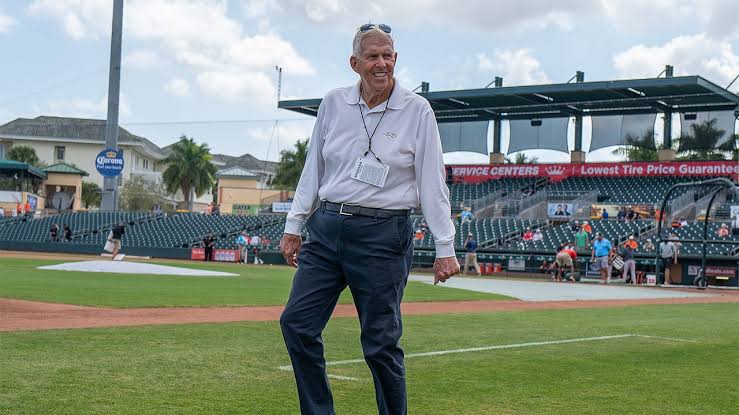 Sad News: Former Dallas cowboys  head  coach Bill Parcells passed away at the age of 83…………..see more