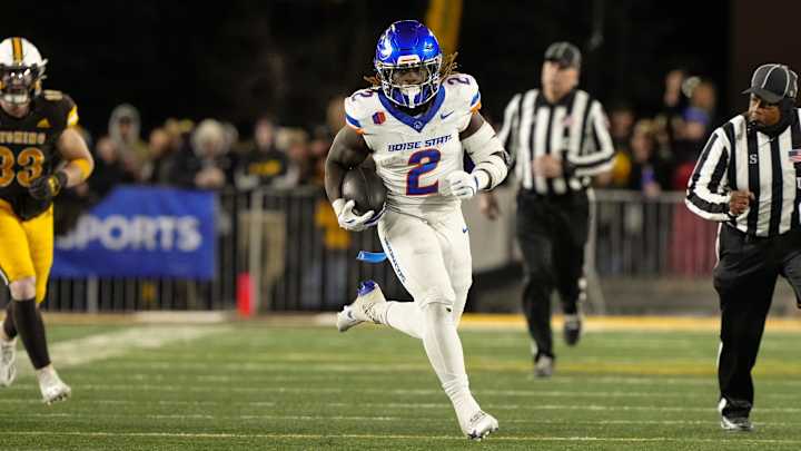 Breaking News: Dallas Cowboys Target Elite RB Prospect as Rico Dowdle Shines.