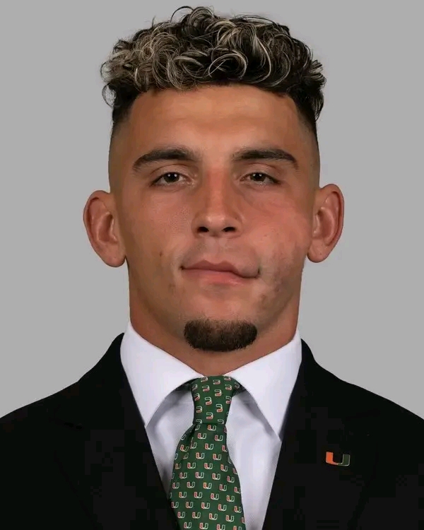 Breaking News: 5-Star WR Xavier Restrepo Decommits from Miami, Flips Commitment to Notre Dame Over Ohio State, Michigan, and More….