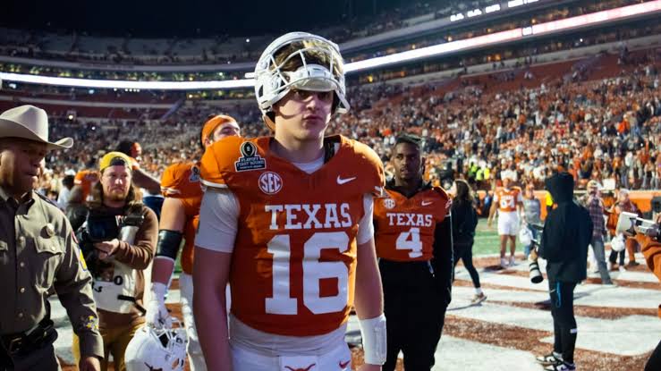 Texas QB Arch Manning Could Replace $365 Million 10-Time Pro Bowl Star…