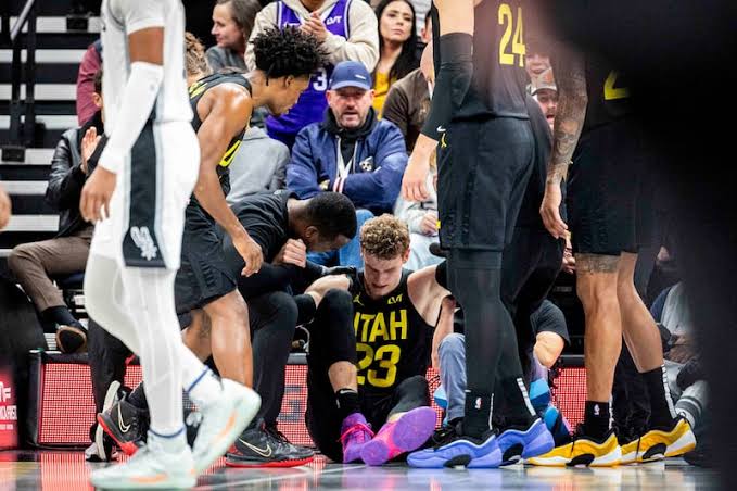 Lauri Markkanen:is leaving us due injury sustain on his knees
