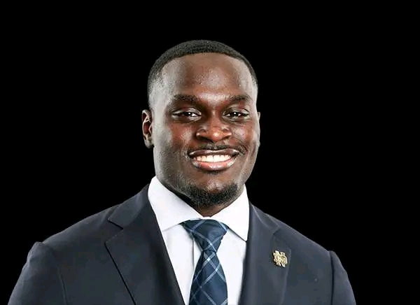 I am ready to help the Notre Dame Fighting Irish legend Jeremiyah Love excited as new Head coach Dame season and future…