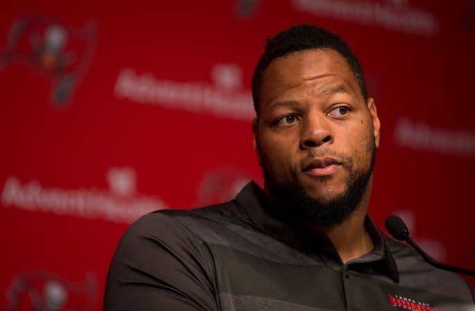 Nebraska Welcomes Back Iconic Defensive Tackle Ndamukong Suh to Lead the Cornhuskers’ Defense as New…