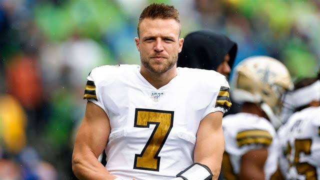 Taysom Hill, the extraordinary multi-faceted athlete celebrated for his electrifying contributions to the New Orleans Saints, alongside Blake Freeland, a rising star in the football arena, graced the highly charged basketball showdown between Brigham Young University and the University of Utah…..