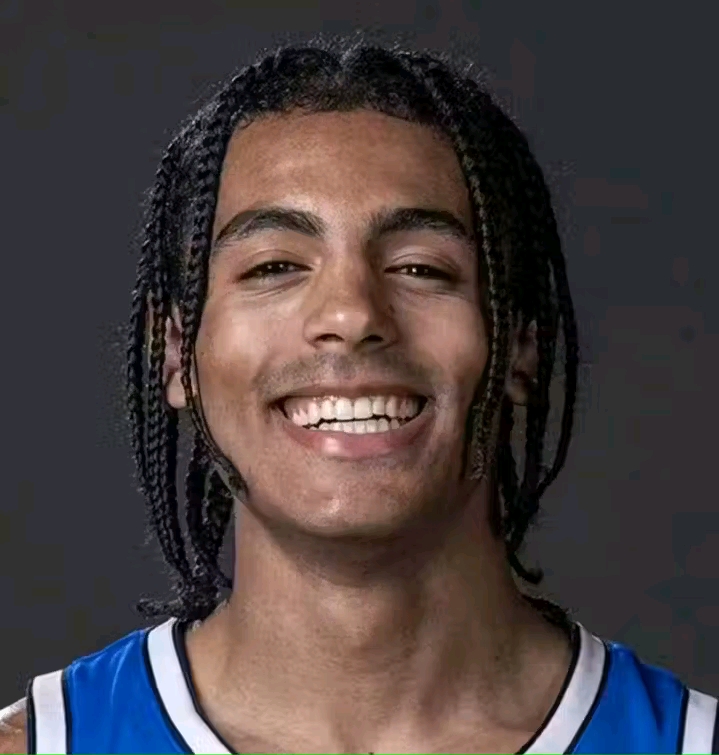 He’s back! Five-star American point guard Trey Stewart reaffirms his commitment to BYU basketball, withdrawing from the 2025 NBA Draft. A joyous moment for the Cougars as Stewart’s return strengthens their future….