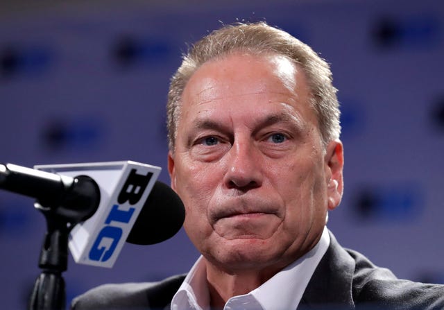 Tom Izzo breaks silence on ESPN report, firmly stating, “There were no hidden secrets.” The Michigan State coach defends his program, dismisses allegations, and insists transparency in all matters. His response aims to clarify and counter the media narrative directly.