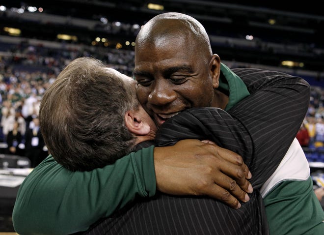 Former MSU Basketball Legend Earvin “Magic” Johnson Donates $18.2 Million to Tom Izzo for New Stadium Project, Says Spartan Pride Lives Within Him Wherever He Goes, Committed to Supporting the Future of Michigan State Basketball with Historic Contribution Toward New Arena.