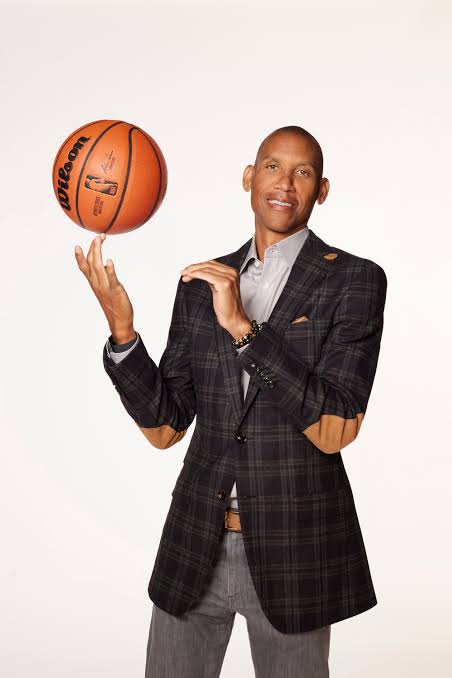 Exciting News Hits Gainbridge Fieldhouse as Former Indiana Pacers Legend Reggie Miller Returns as Senior Coaching Advisor……………..