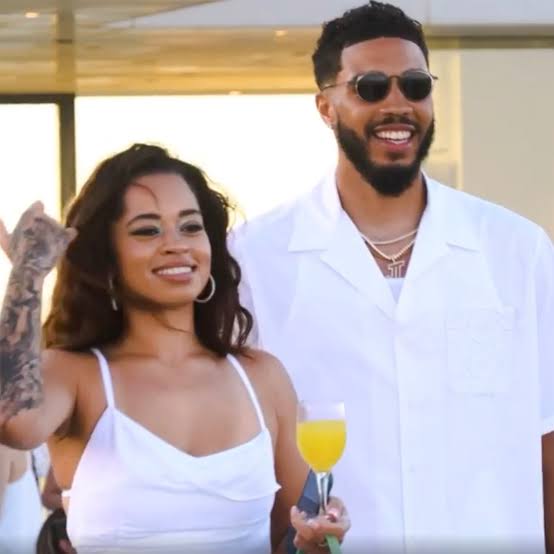 BREAKING: Celtics Superstar Jayson Tatum’s Secret Engagement to R&B Sensation Ella Mai—Inside Their Lavish Wedding Plans!……………..